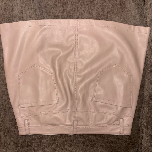 Kensie Women's Pink Mini Skirt - Picture 5 of 7